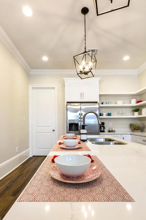 St Charles Ave Living Near Hot Spots And Restaurants Villa New Orleans Eksteriør billede